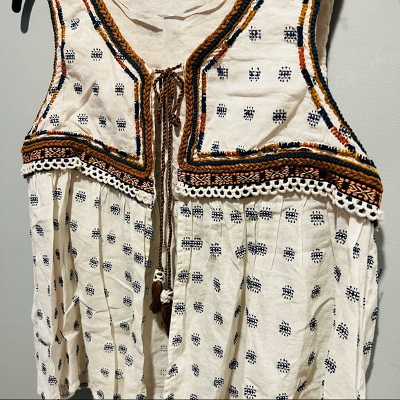 Zara NWOT Embroidered Crop Sleeveless Open Cardigan Tassel Tie Vest/Blouse - Picture 7 of 11